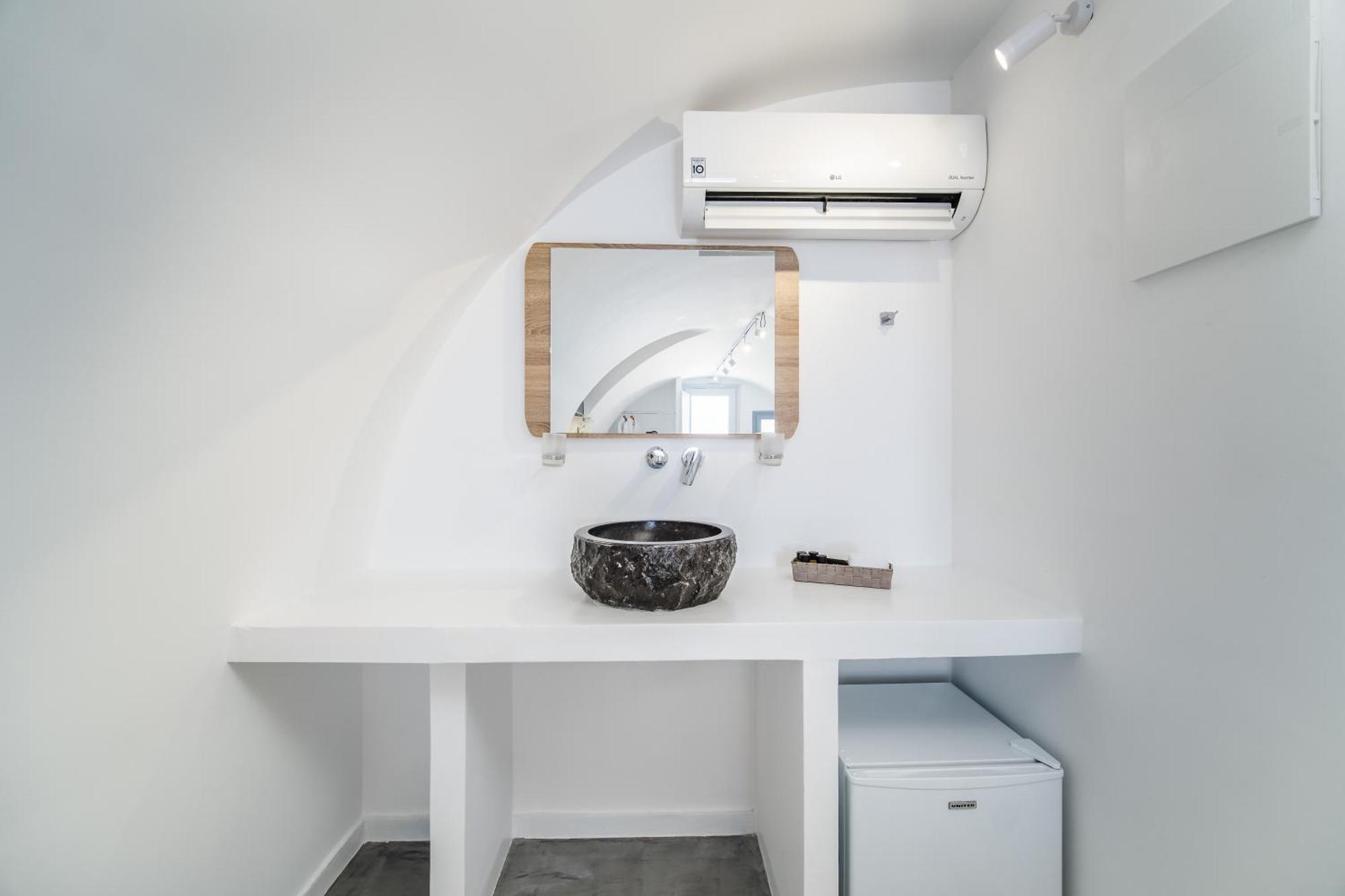 Serenita Luxury Suites Akrotírion Kültér fotó