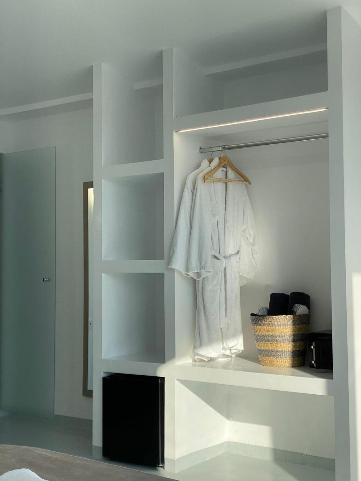 Serenita Luxury Suites Akrotírion Kültér fotó