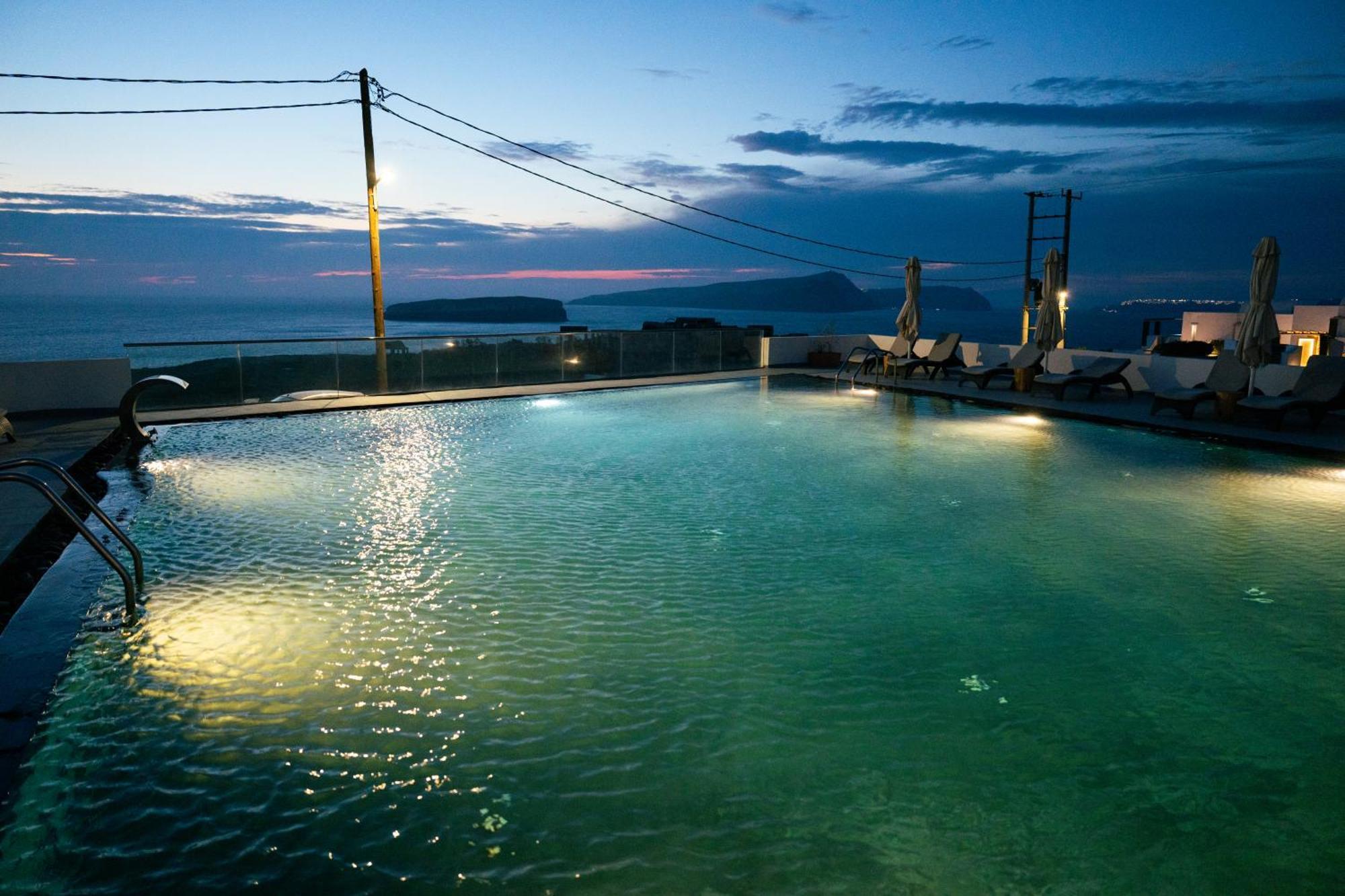Serenita Luxury Suites Akrotírion Kültér fotó